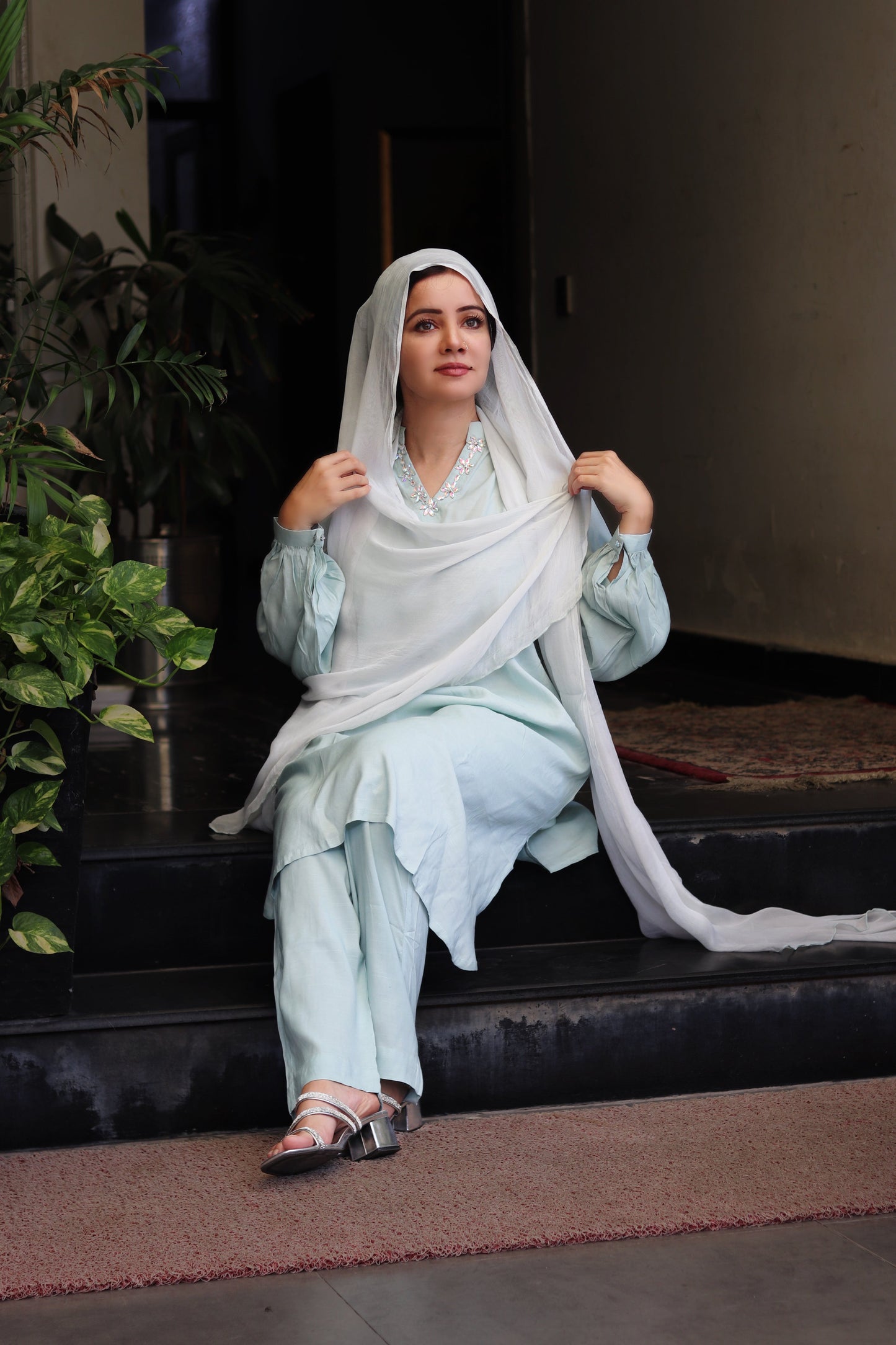 Grey raw silk suit 2Pcs (without dupatta)